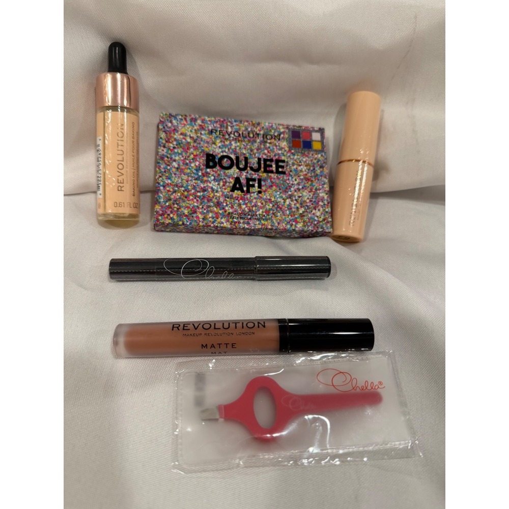 beauty makeup bundle revolution boujee af palette foundation f8 matte lip chella
